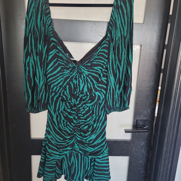 NWT ZARA zebra green black ruched party mini dress elastic puffy sleeves XXL - Picture 6 of 11